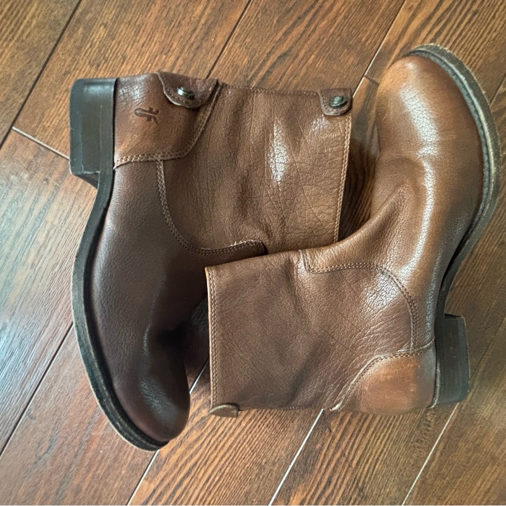 Frye women’s Tan Leather Footwear 8.5 - Picture 5 of 11